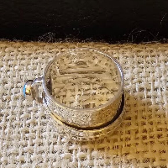 Retired Silpada Hammered .925 Sterling Silver Ring (R0897) - Picture 6 of 7